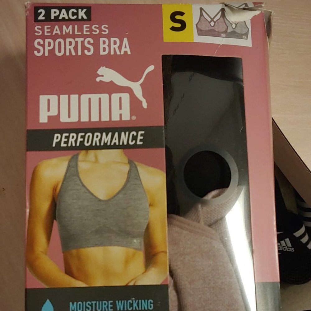 PUMA  Women 2 Pack Seamless Sports Bra--Black/Purple